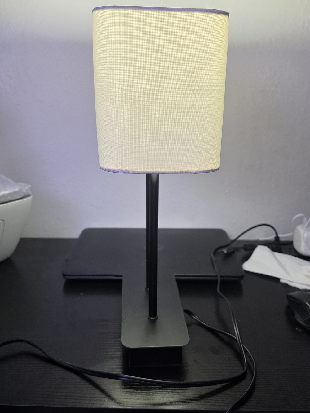 Bedside Touch Control Table Lamp - Picture 4 of 7